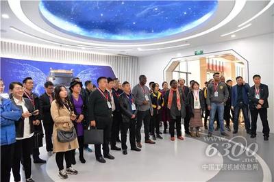 徐工智慧物流園開建在即，全球物流業(yè)代表齊聚徐工汽車探討計算機(jī)網(wǎng)絡(luò)工程施工新篇章